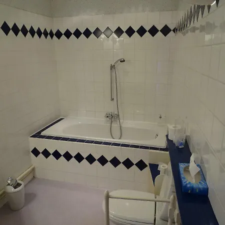 La Maison Blanche Nocleg ze śniadaniem 3*